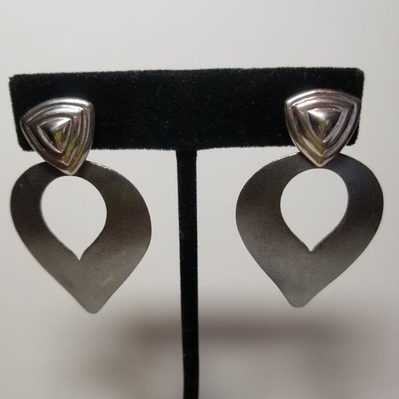 925 Sterling Silver Non Tarnish Unique Teardrop Inverted Pear Post Earrings - Picture 1 of 8